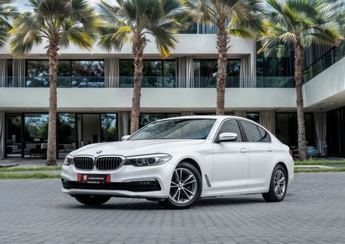 BMW 520i 520i | 1,567 P.M | 0% Downpayment | BMW HISTORY | UNDER WARRANTY!
