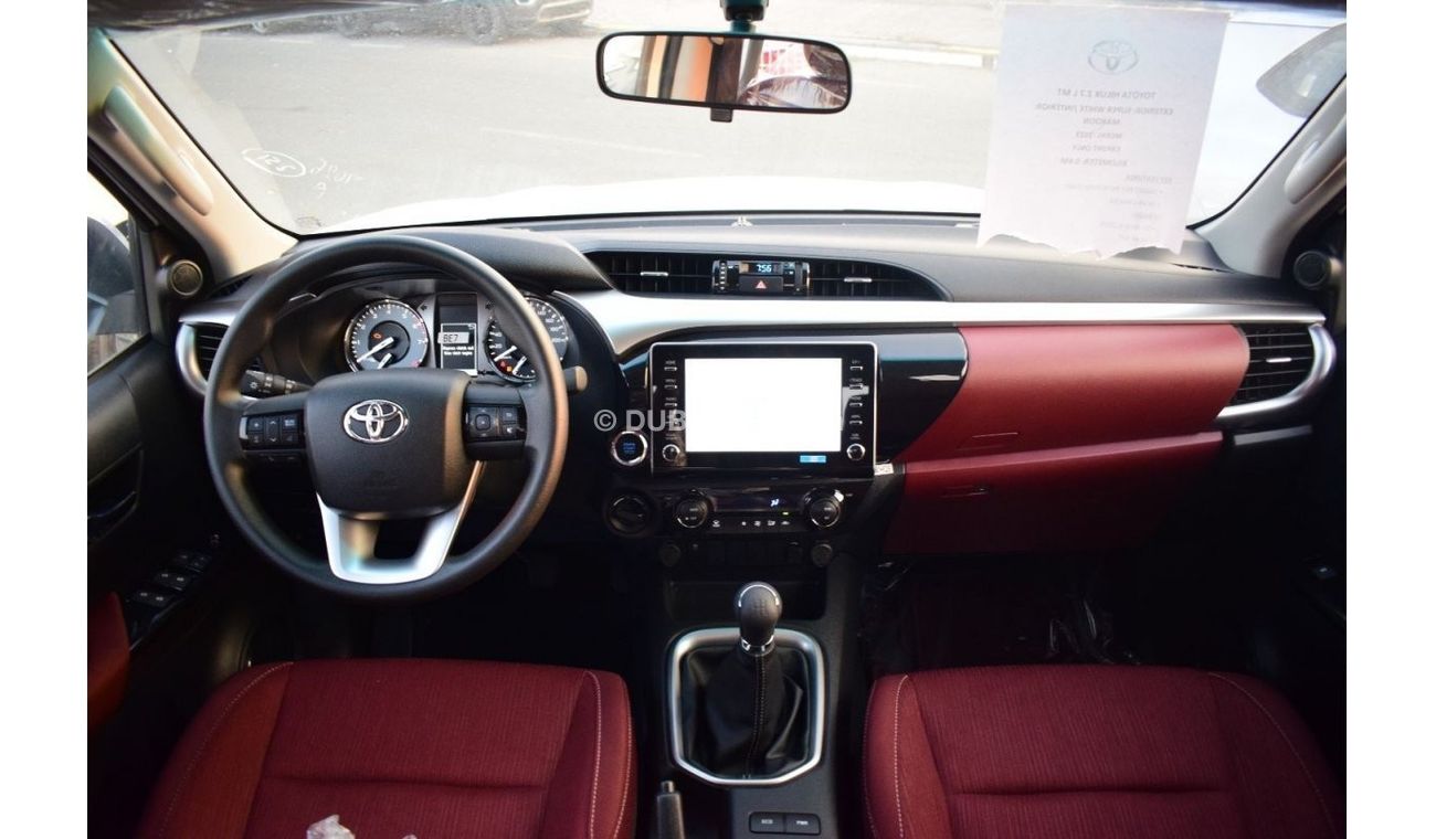 Toyota Hilux 2023 Toyota Hilux 2.7L Pickup , Manual, 4 Doors