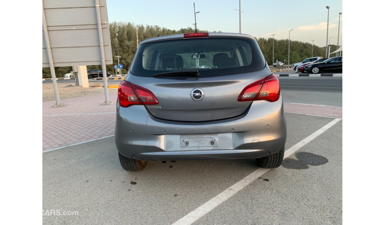 Opel Corsa Opel corsa  model 2017 GCC      very celen car p rice 18,500 km83,882 m00971545994592