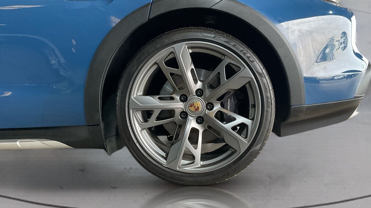 بورش تايكان 4 Cross Turismo | شامل الضمان | 0 ﺪﻔﻋﺓ ﺃﻮﻟﻯ