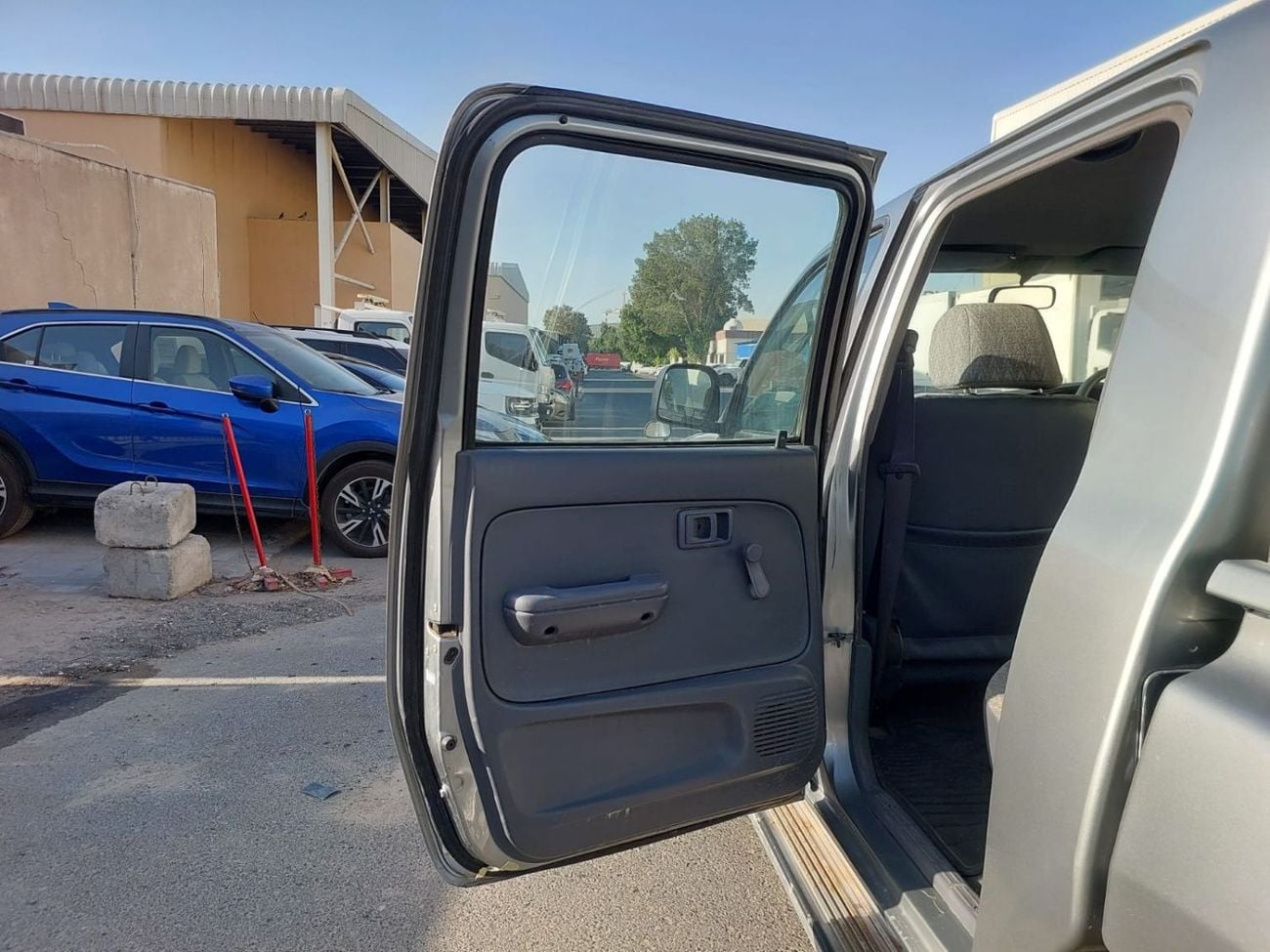تويوتا هيلوكس TOYOTA HILUX PICKUP RHD 2003 MODEL 3.0 L DIESEL MANUAL(PM28834)