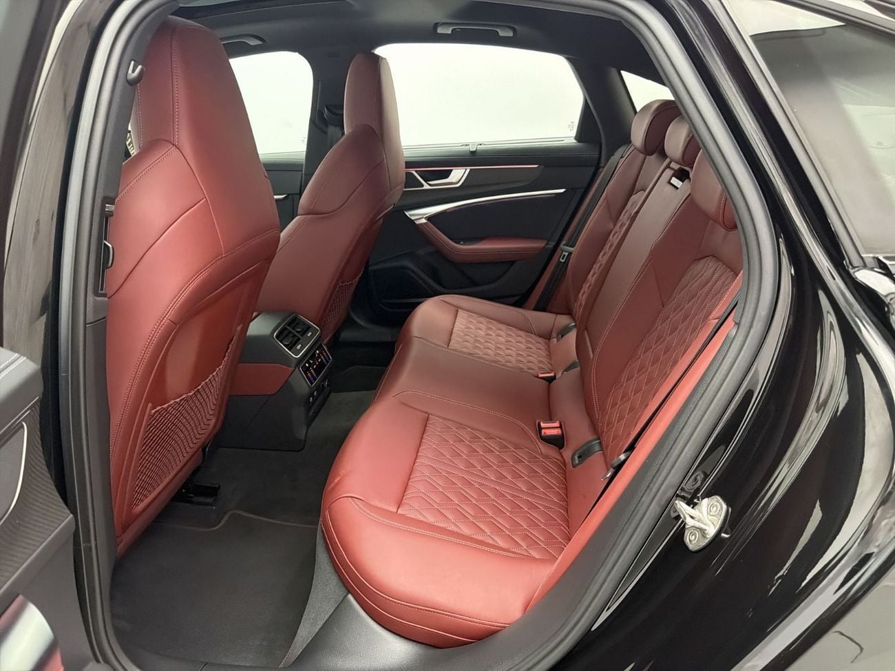 أودي S6 TFSI Sedan TFSI 450hp (Ref# 45269)