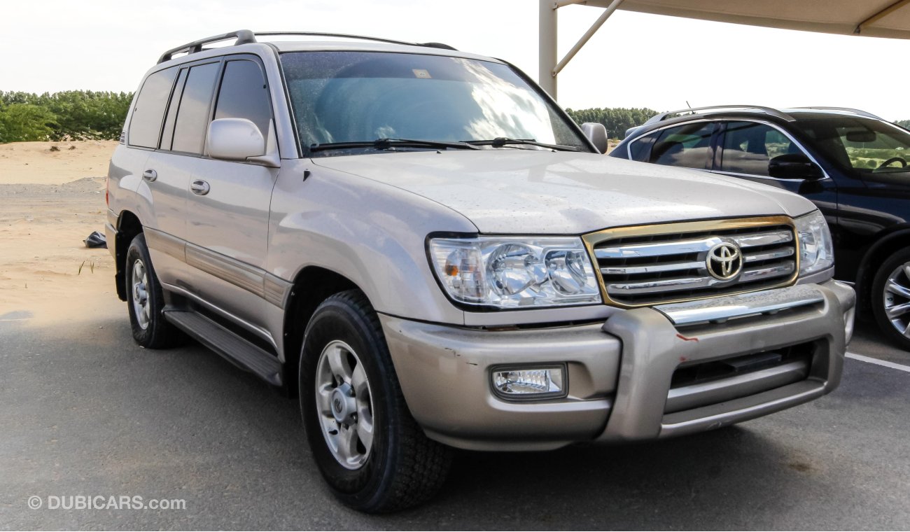 Toyota Land Cruiser V8