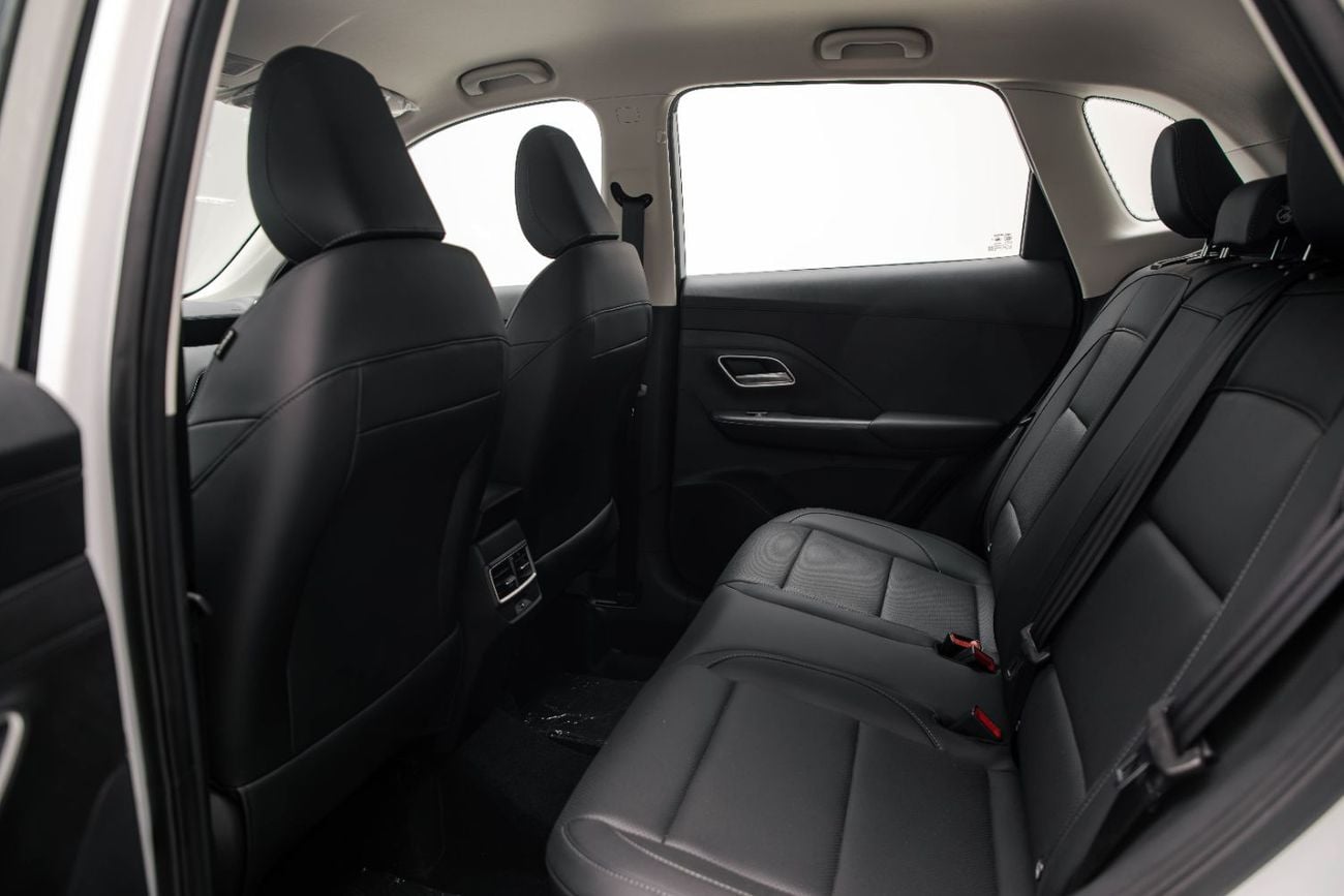 أم جي ZS COM 1.5L - White Inside Black | Export Only