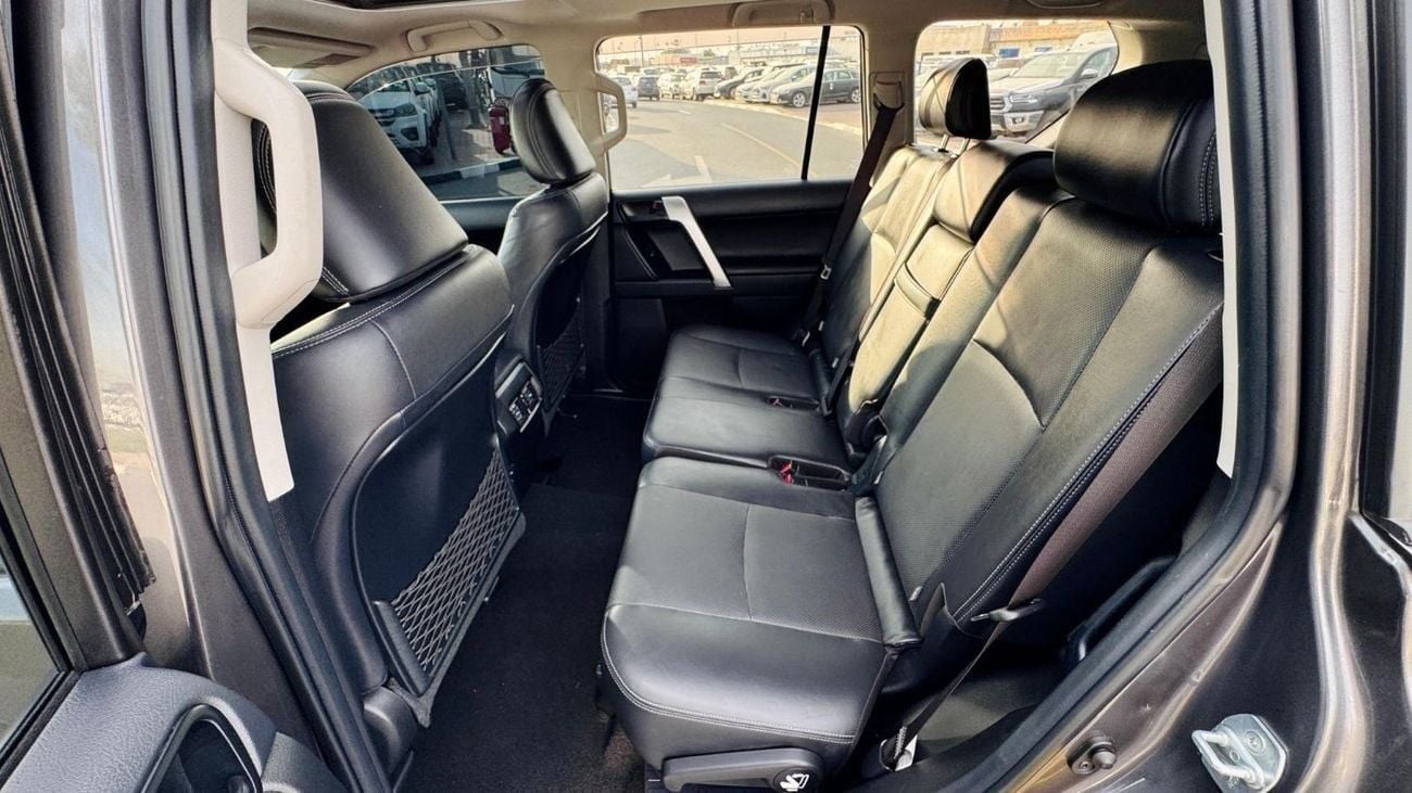 تويوتا برادو PERFECT CONDITION | 2.8L DIESEL ENGINE | PARKING SENSORS | 2020