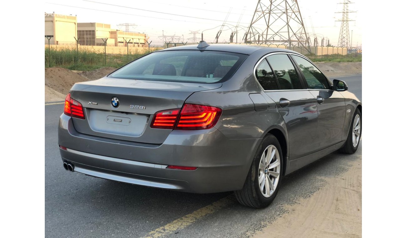 بي أم دبليو 525 i-Series, DVD & NAVIGATION SYSTEM, SUNROOF, POWER SEATS, SUNROOF, PUSH START, LOT-49