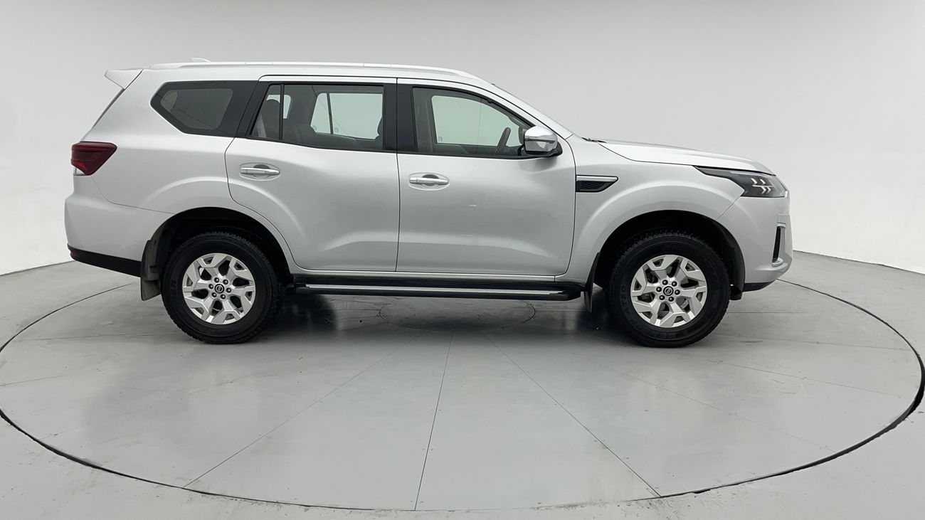 نيسان إكستيرا TITANIUM 2.5 | بدون دفعة مقدمة | اختبار قيادة مجاني للمنزل