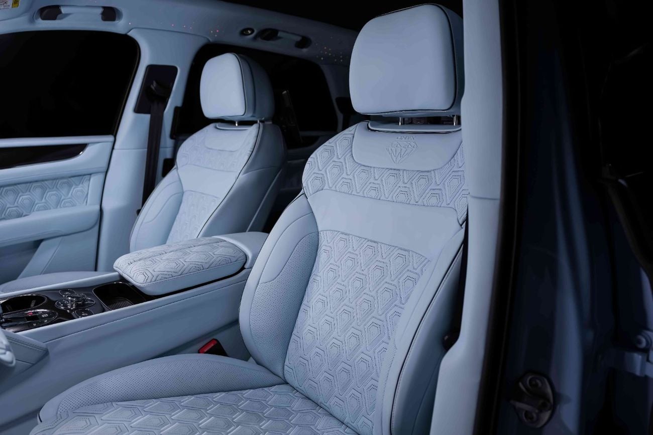 بنتلي بينتايجا S |  LIMITED OFFER  | ONYX CONCEPT | 1 OF 5 | LIMITED-EDITION | 3-YEAR WARRANTY AND SERVICE