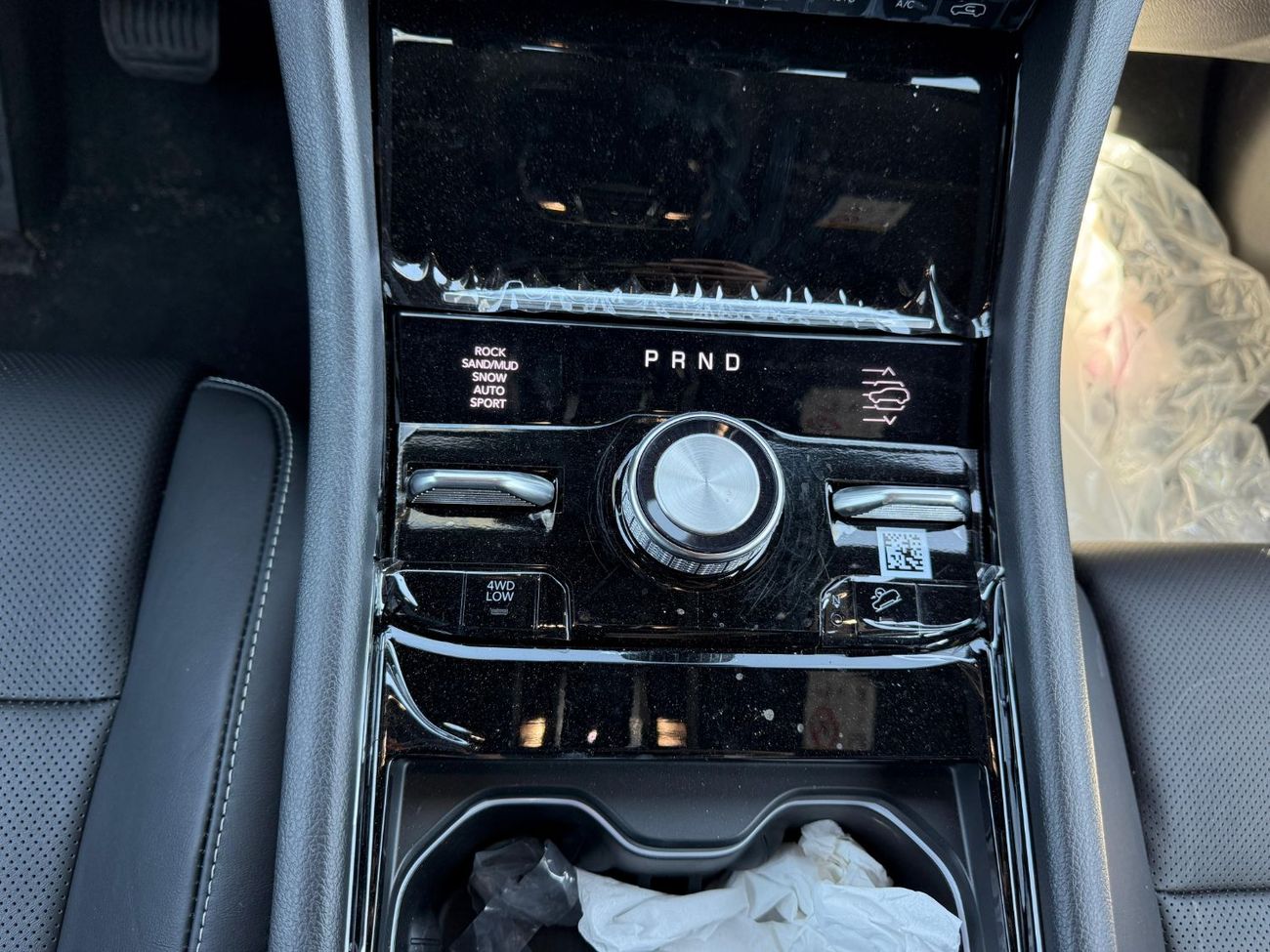 Jeep Grand Cherokee EXPORT PRICE - Grand Cherokee Overland 3.6L