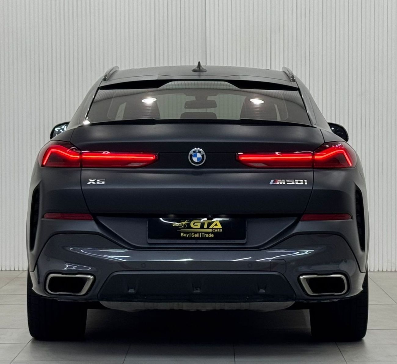 بي أم دبليو X6 M50i 4.4L 2022 BMW X6 M50i, Aug 2026 AGMC Warranty + Service Package, AGMC Full Service History, GCC