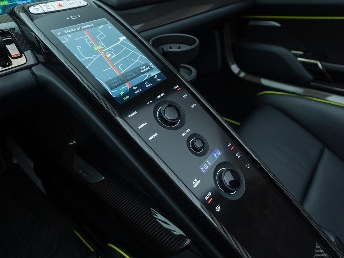 Porsche 918 Spyder 4.6 LEFT HAND DRIVE