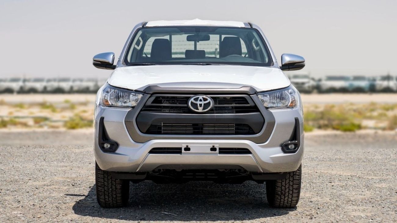 تويوتا هيلوكس Toyota Hilux 2.4L Diesel AT 4x4  2025