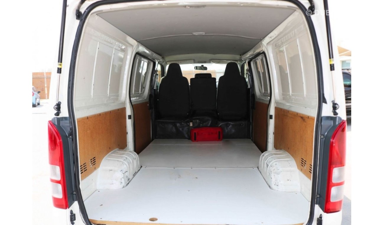 تويوتا هاياس 2015 STANDARD ROOF DELIVERY VAN WITH GCC SPECS