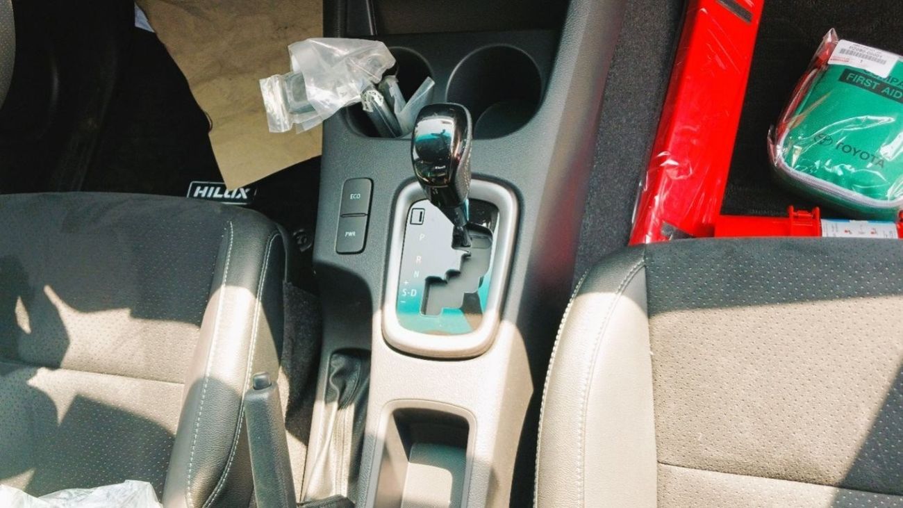 تويوتا هيلوكس Toyota HILUX GR-S 4.0L Petrol V6 2024YM