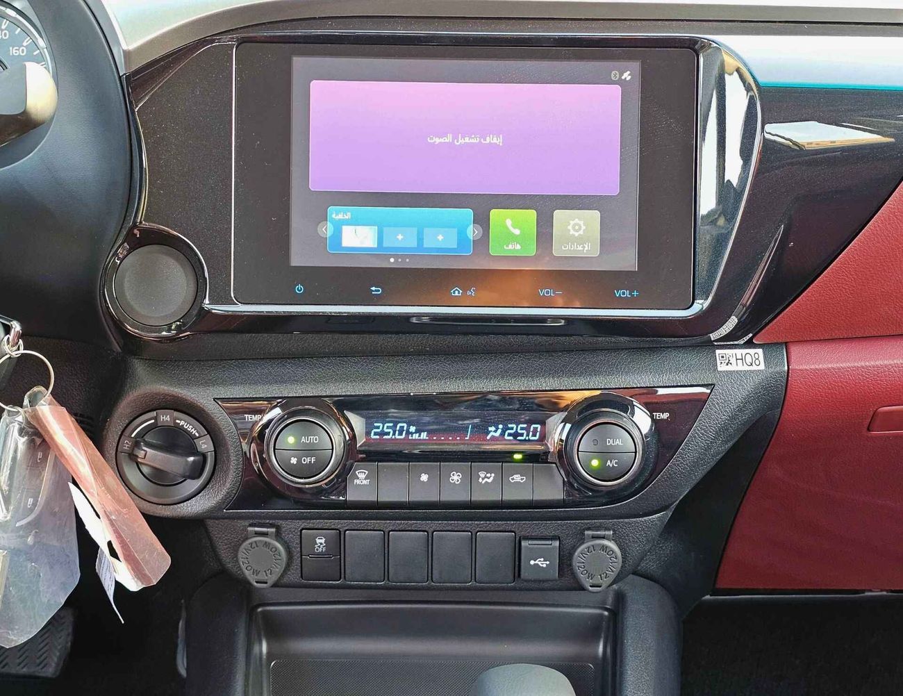 تويوتا هيلوكس GLXS-G SR5 | DOUBLE CABIN | A/T | 2.7L V4 PETROL | 4WD (CODE # GLXS-G)