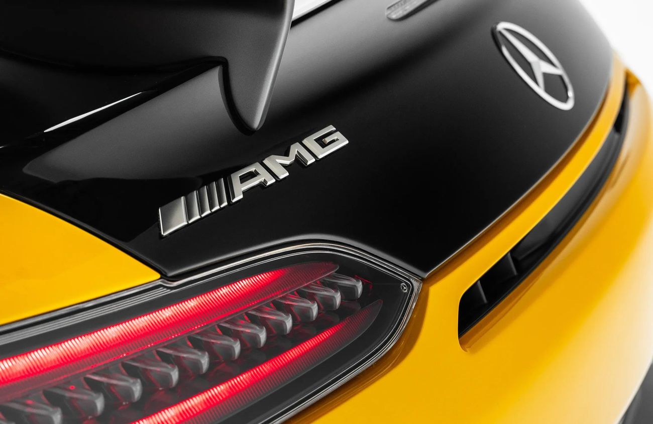 مرسيدس بنز AMG GT 4.0L V-8 Bi-Turbo Engine