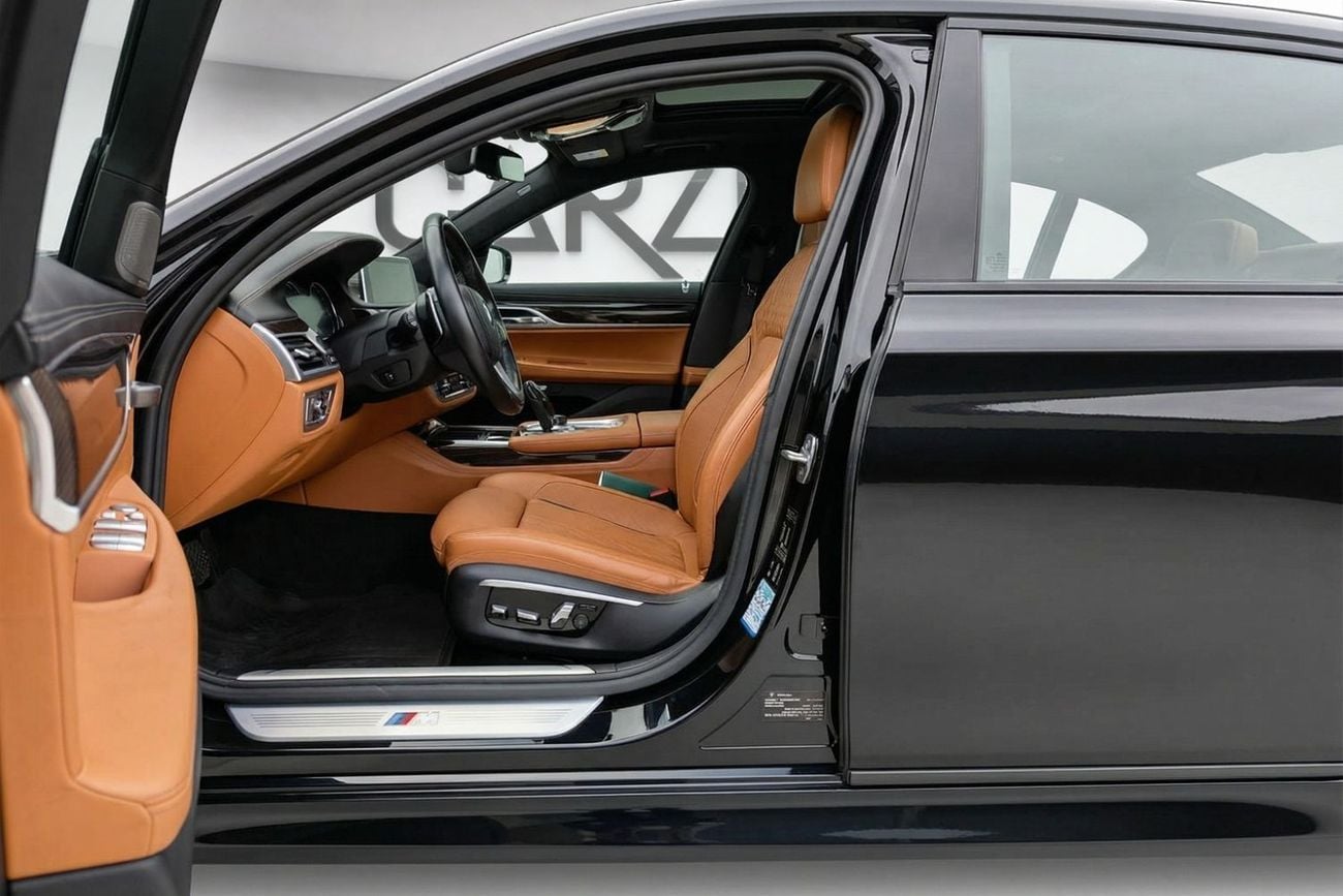 بي أم دبليو 750Li GRANDE Luxury 4.4L (443 HP)