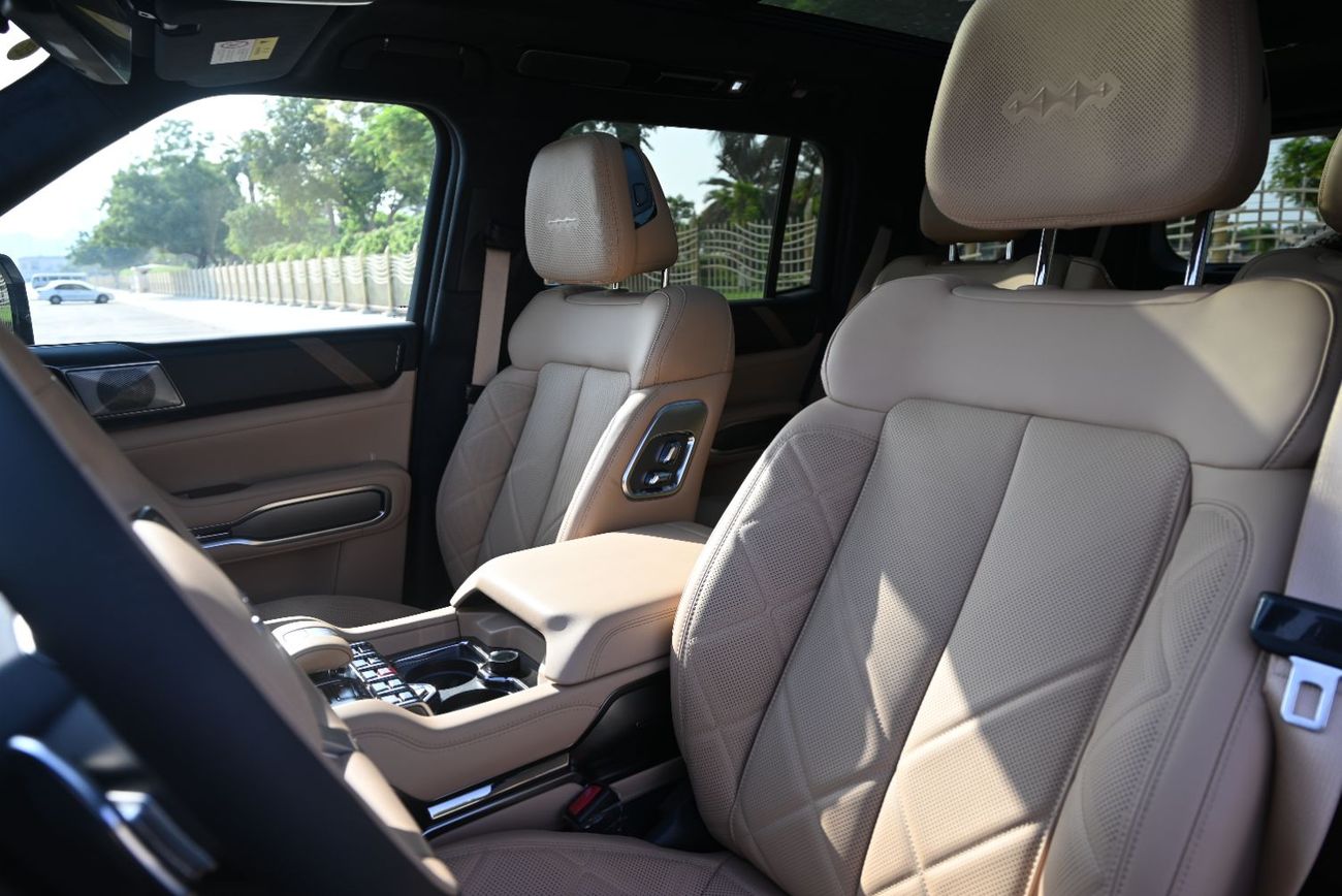 BYD Leopard 8 Smart and Brave Flagship Edition (7 Seats) - EMI 3,580 AED - BYD LEOPERD 8 2024