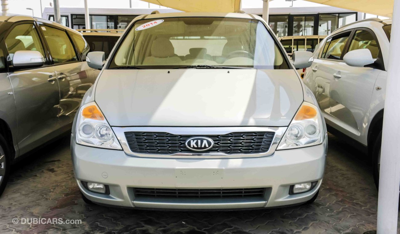 Kia Carnival