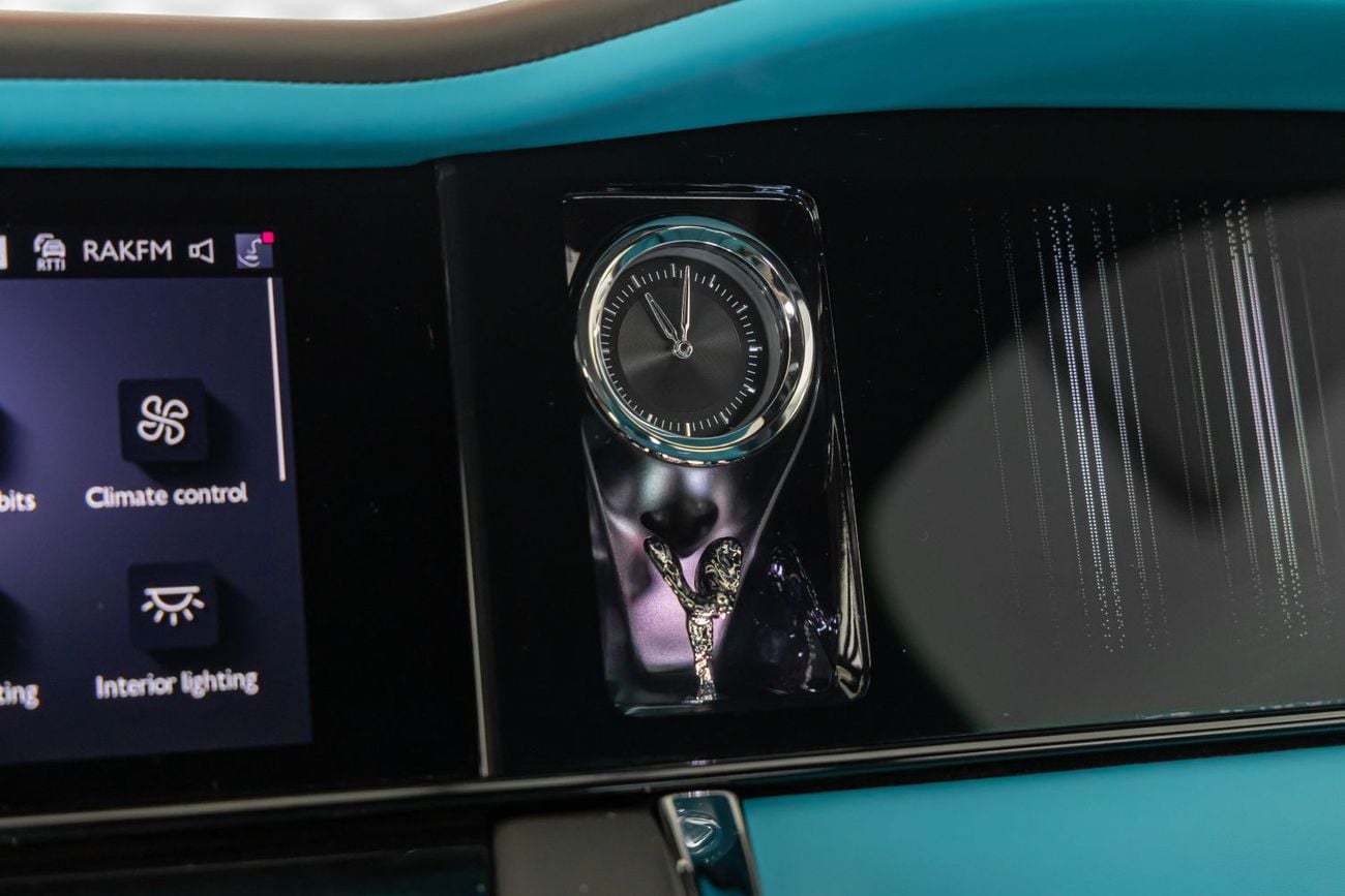 Rolls Royce Cullinan ROLLS-ROYCE CULLINAN | WARRANTY AVAILABLE PITSTOP 360AGMC | SILVER BADGE | BESPOKE TURQUOISE LEATHER