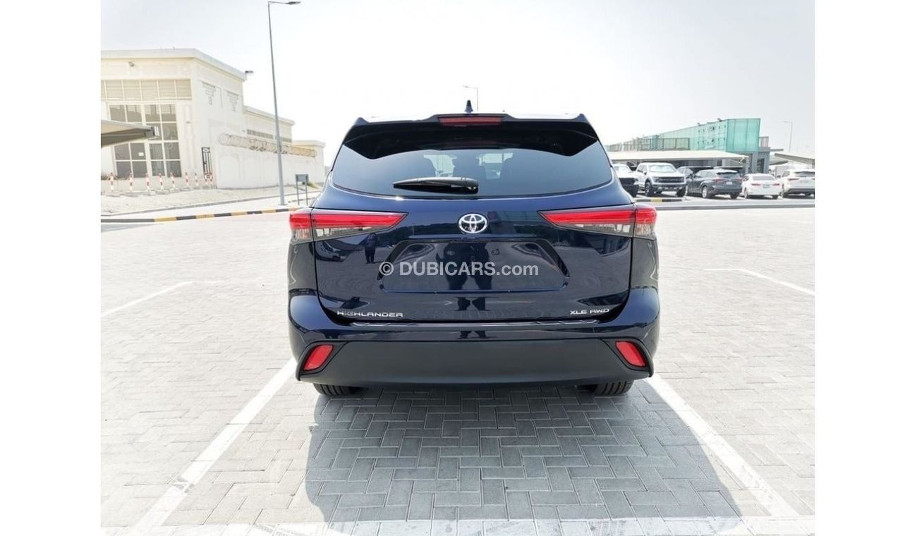 Toyota Highlander Toyota Highlander XLE - 2021 - Blue