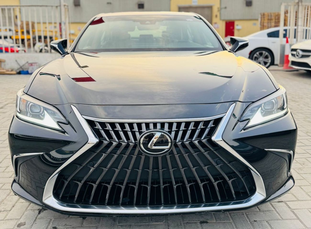لكزس ES 350 EXCLUSIVE