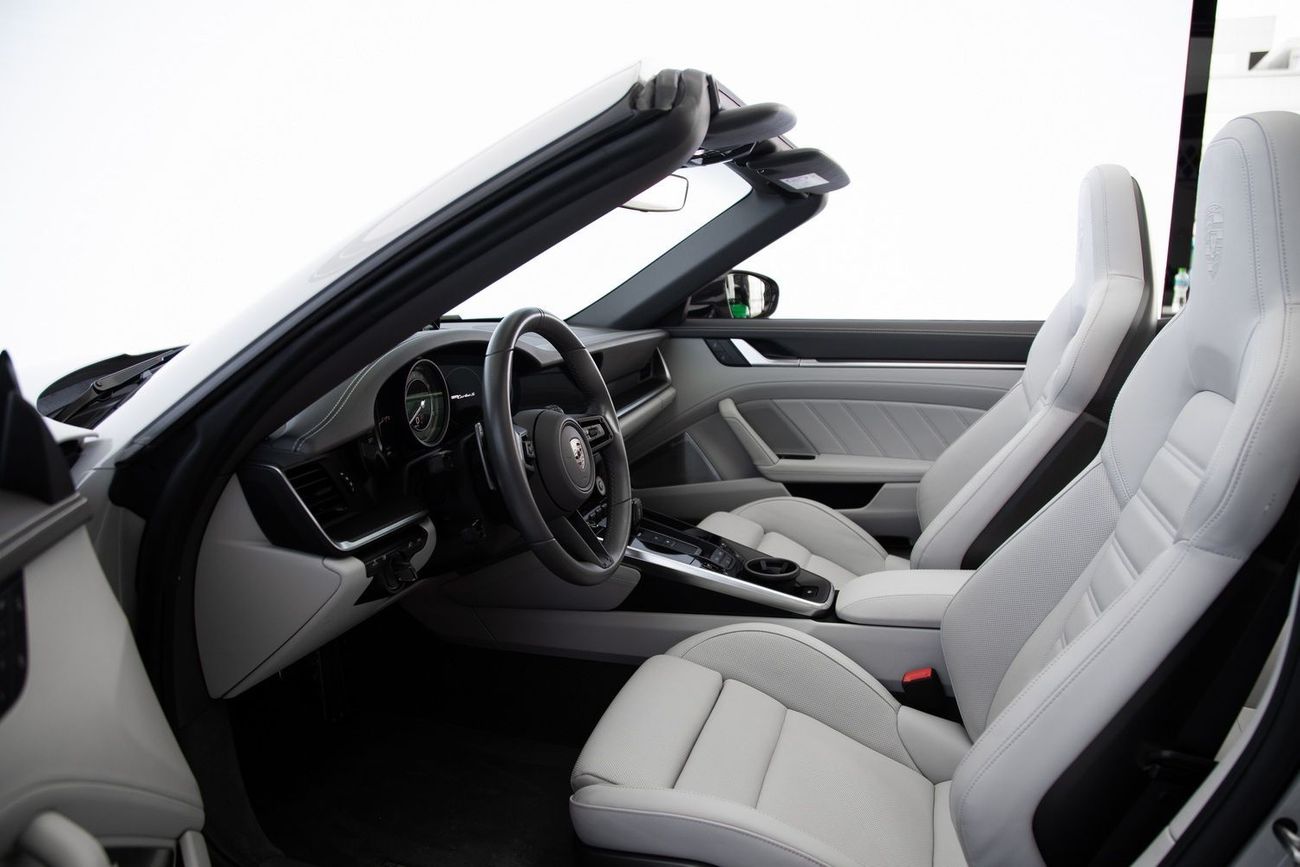 Porsche 911 WARRANTY JAN 2025