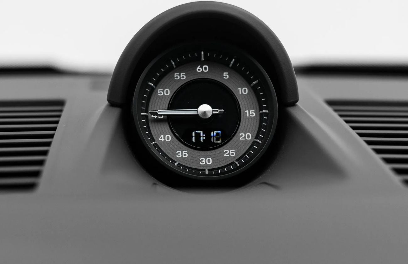 بورش 911 3.7L F6 Turbocharged Engine + T-Hybrid