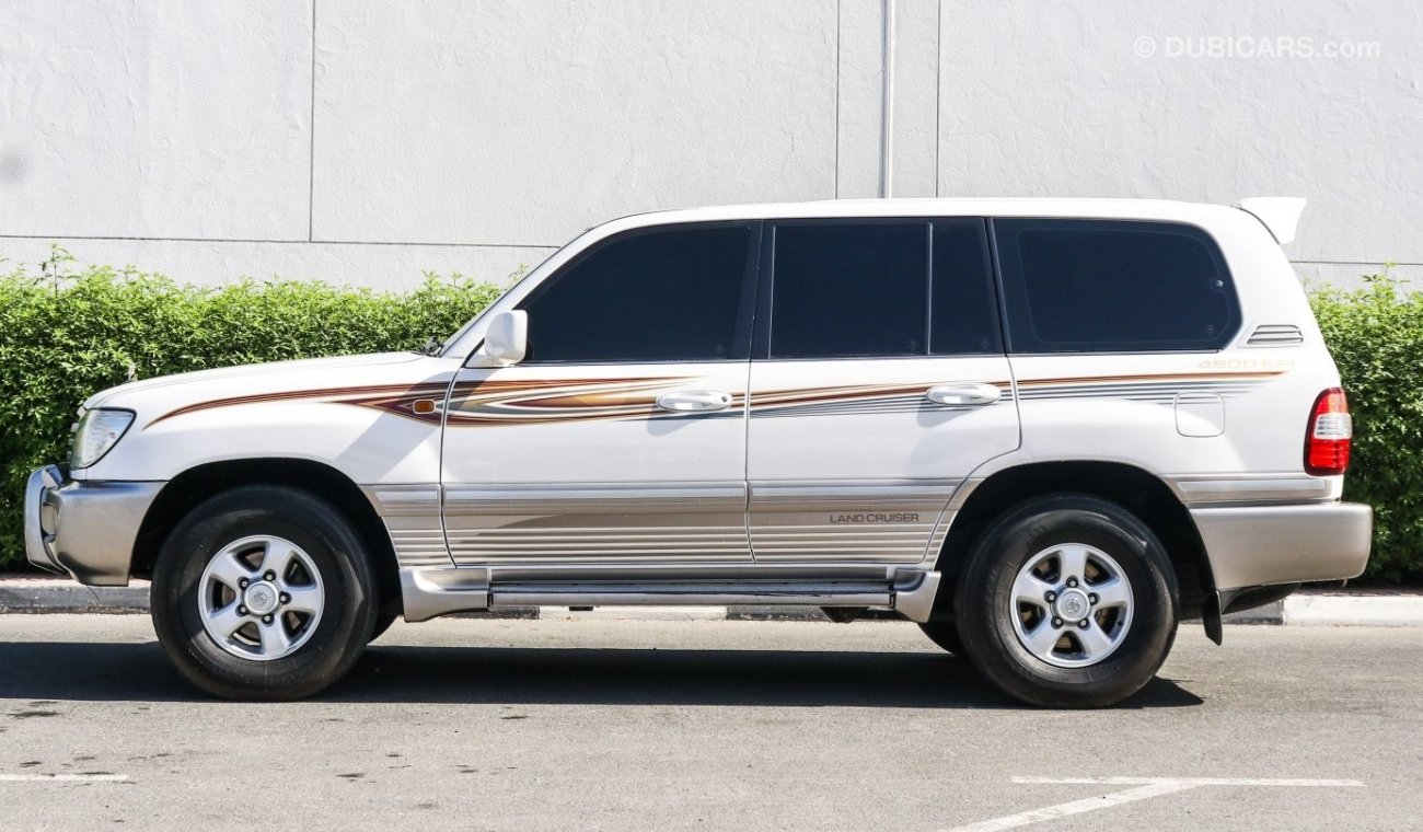 Toyota Land Cruiser GXR / V6 / GCC Specifications