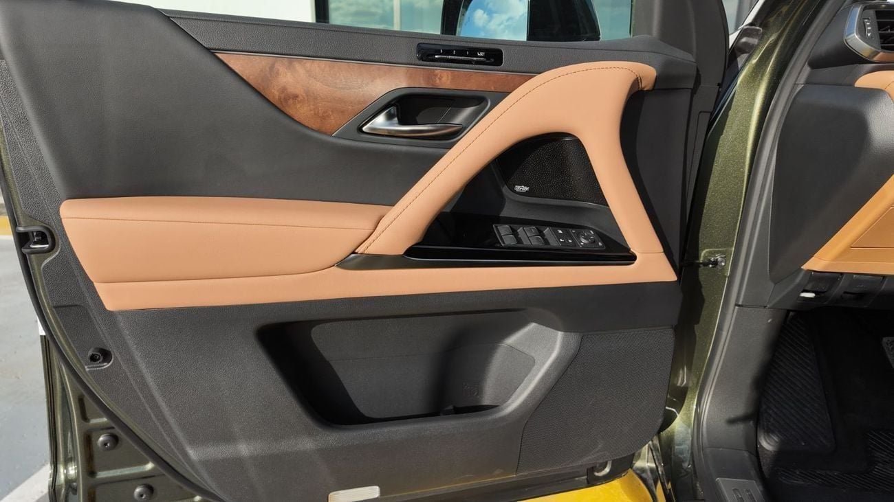 Lexus LX 600 LEXUS LX 600 Signature 3.5L