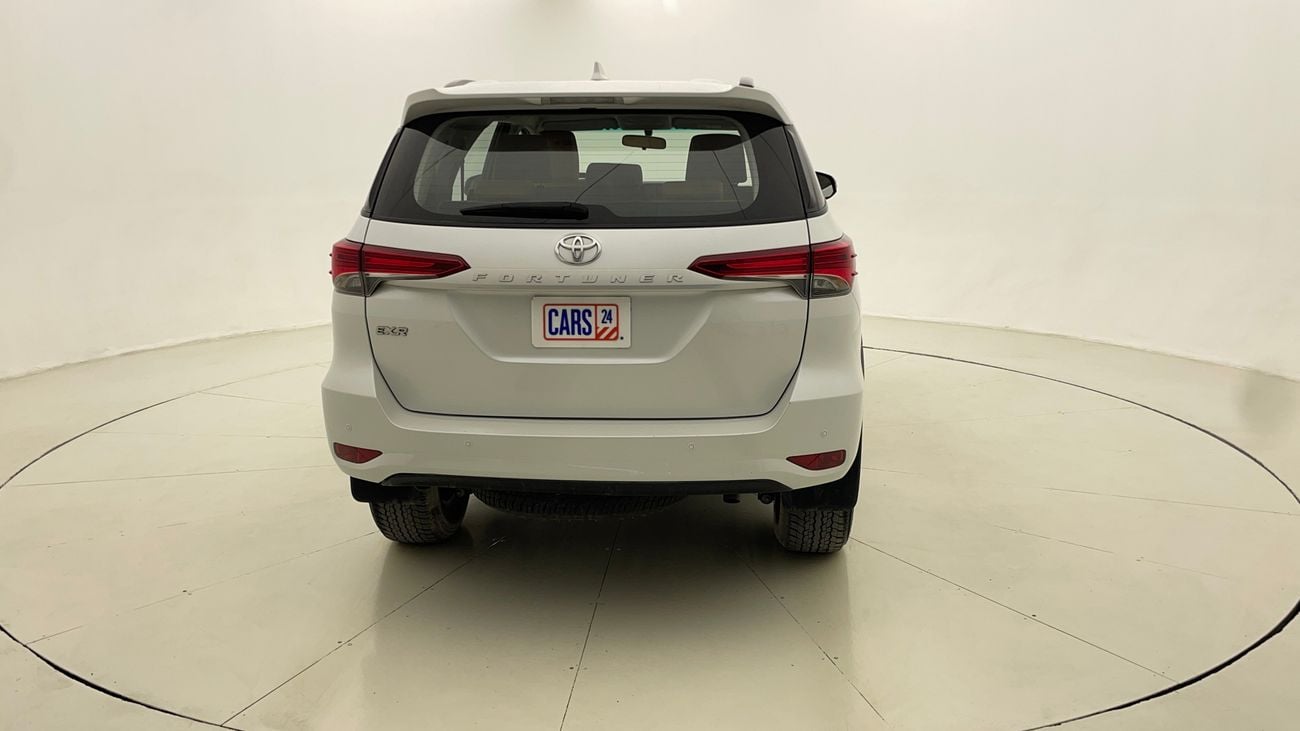 تويوتا فورتونر EXR 2.7 | بدون دفعة مقدمة | اختبار القيادة في المنزل