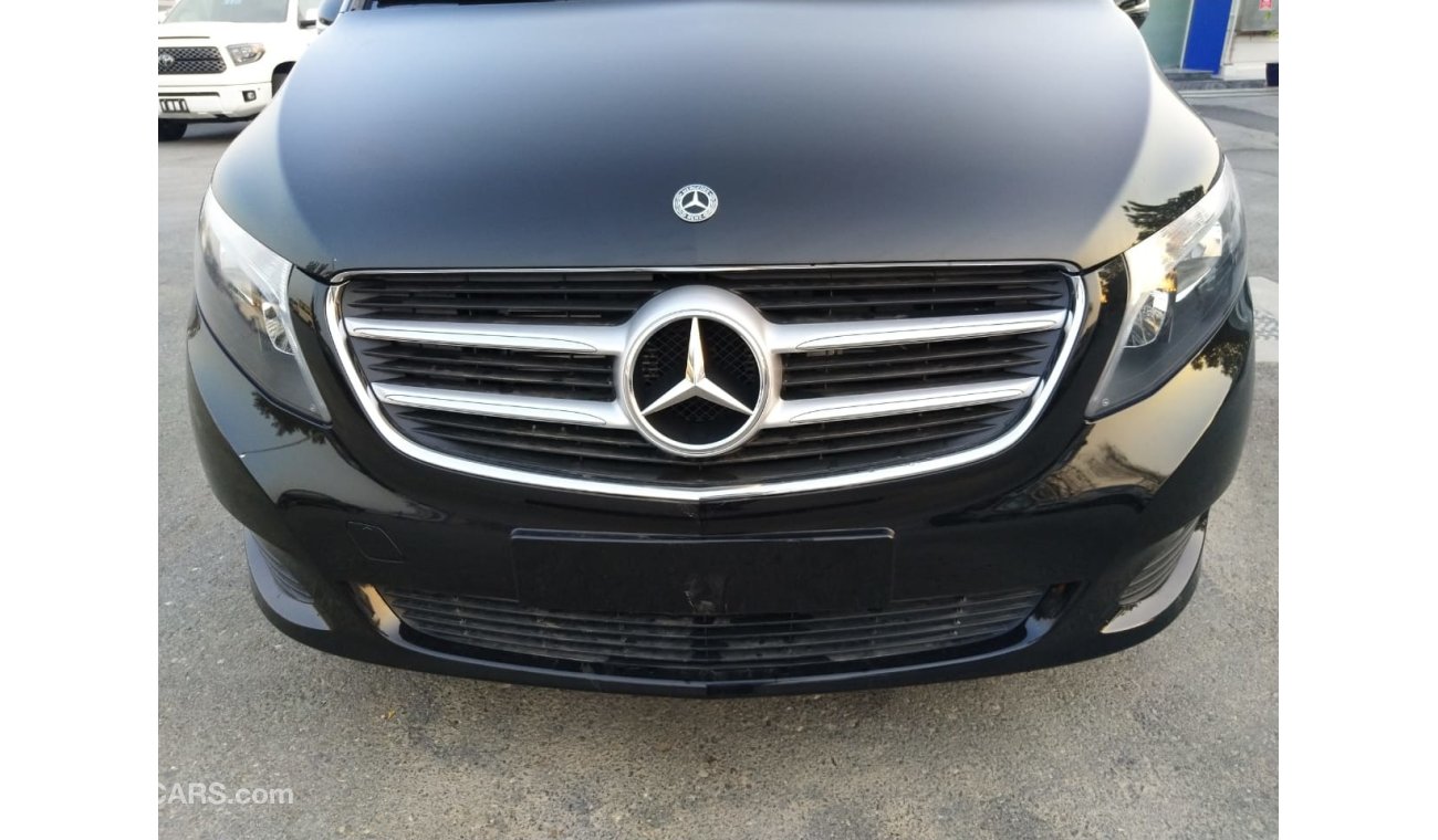 مرسيدس بنز V 250 Mercedes Benz V-Class V 250 VKL/E 4X2