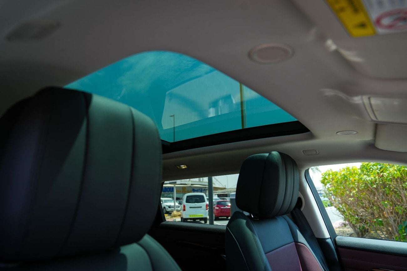 Land Rover Range Rover Evoque SE P250 DYNAMIC 2025!! FIVE YEARS WARRANTY!! THREE YEARS SERVICE CONTRACT