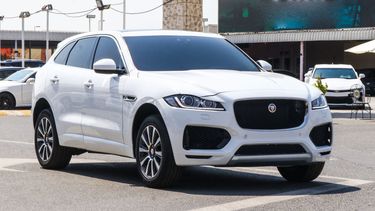 Jaguar F Pace 2 0 Diesel For Sale Aed 000 White 17