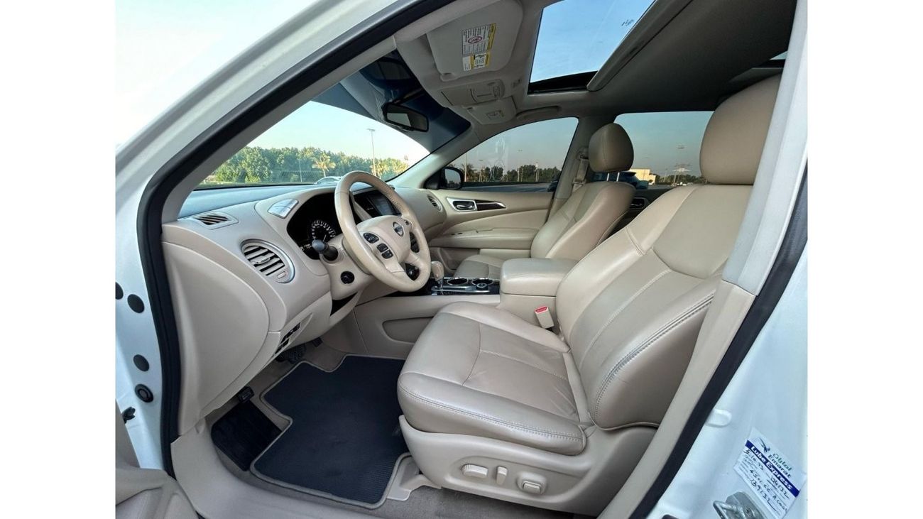 Nissan Pathfinder SL Nissa Pathfinder 2014 4WA GCC //ORGINAL PAINT // ACCIDENT FREE // PERFECT CONDITION