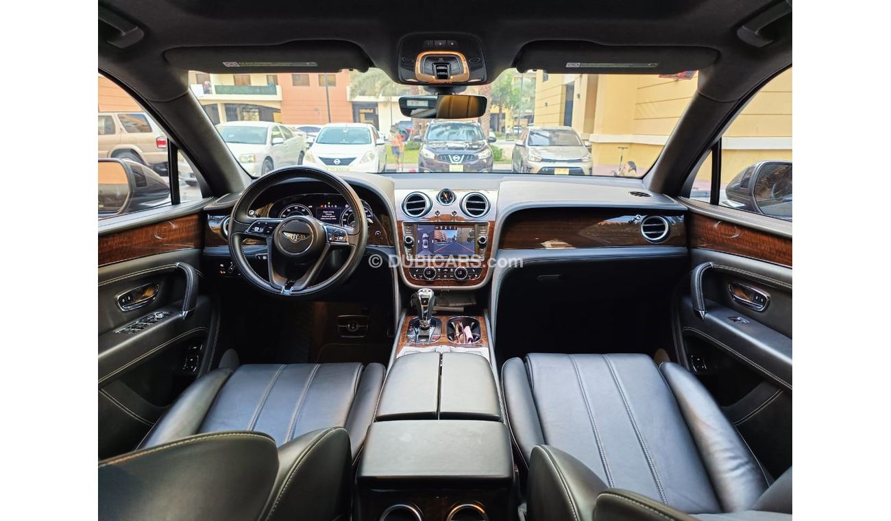 Bentley Bentayga Signature Edition,Canadian specs, clean title  (LOT # 19002)