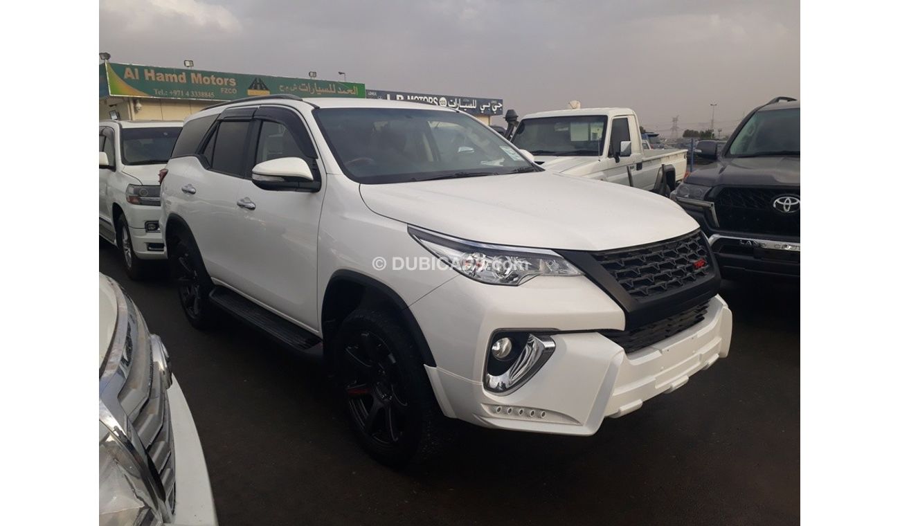 Toyota Fortuner DIESEL  RIGHT HAND DRIVE  FOR EXPORT ONLY