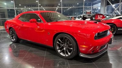 Dodge Challenger SRT 6.4L