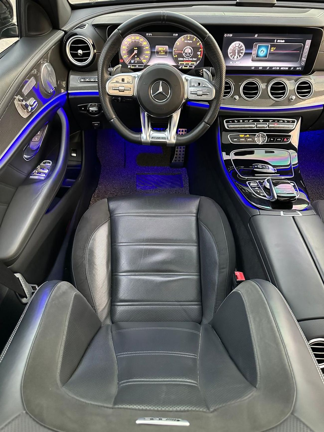 مرسيدس بنز E 43 AMG Mercedes E43_Japanese_2018_Excellent Condition _Full option