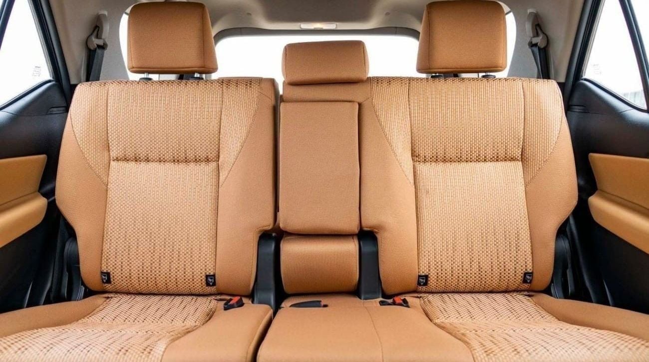 تويوتا فورتونر Toyota Fortuner SR5 2.7L Petrol  4*2 MY2025