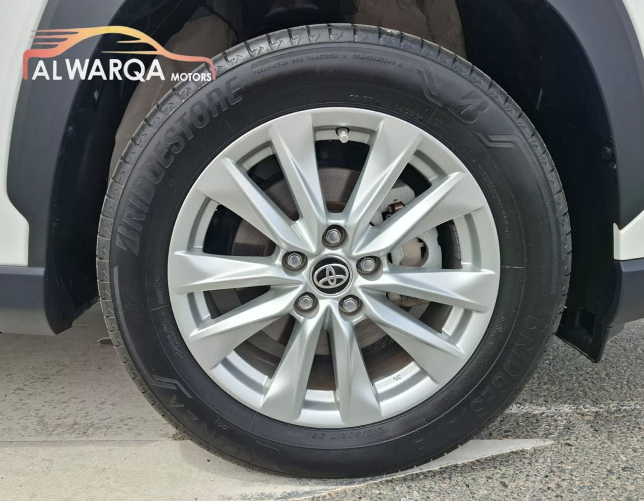 تويوتا كورولا كروس 1.8L GLI (HEV)