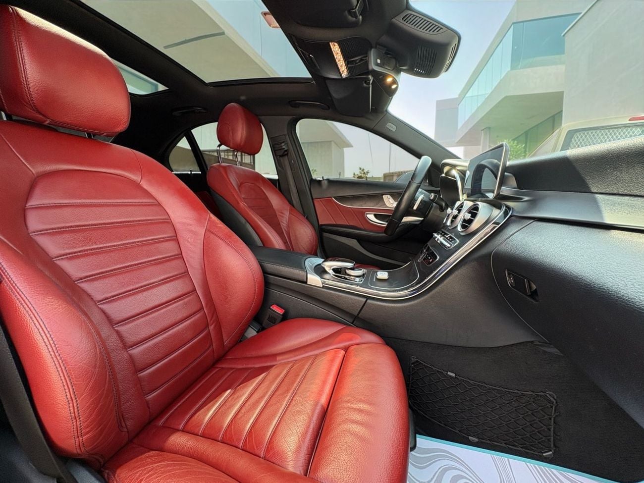 Mercedes-Benz C 200 AED 1,360 P.M | 0% DOWN PAYMENT | MERCEDES-BENZ C200 | 2020 | GCC SPECS