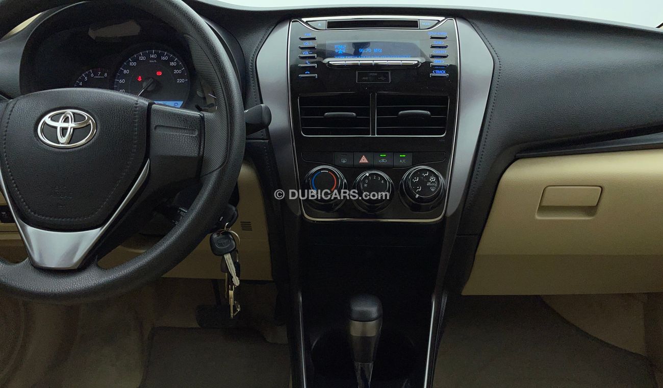 تويوتا يارس SE 1.5 | بدون دفعة مقدمة | اختبار قيادة مجاني للمنزل