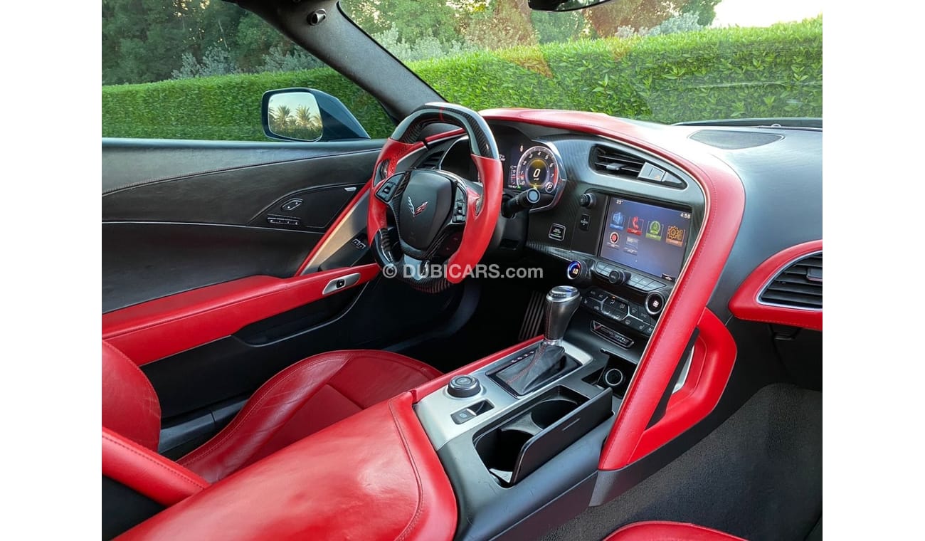 Chevrolet Corvette CHEVROLET CORVETTE C7 Z51 GCC 2015 FULL OPTION