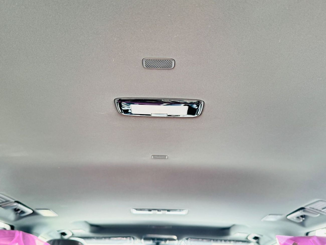 لكزس LX 600 LX600 SIGNATURE 3.5L PTR GCC A/T F/O WHITE 2025