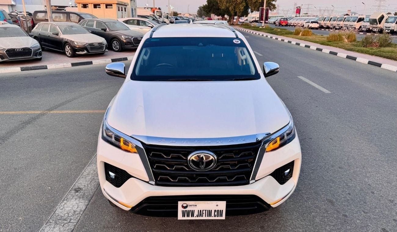 Toyota Fortuner PREMIUM CONDITION | 2.8L DIESEL ENGINE | RHD | 2024 | AUTOMATIC TRANSMISSION | REAR VIEW CAMERA | PA