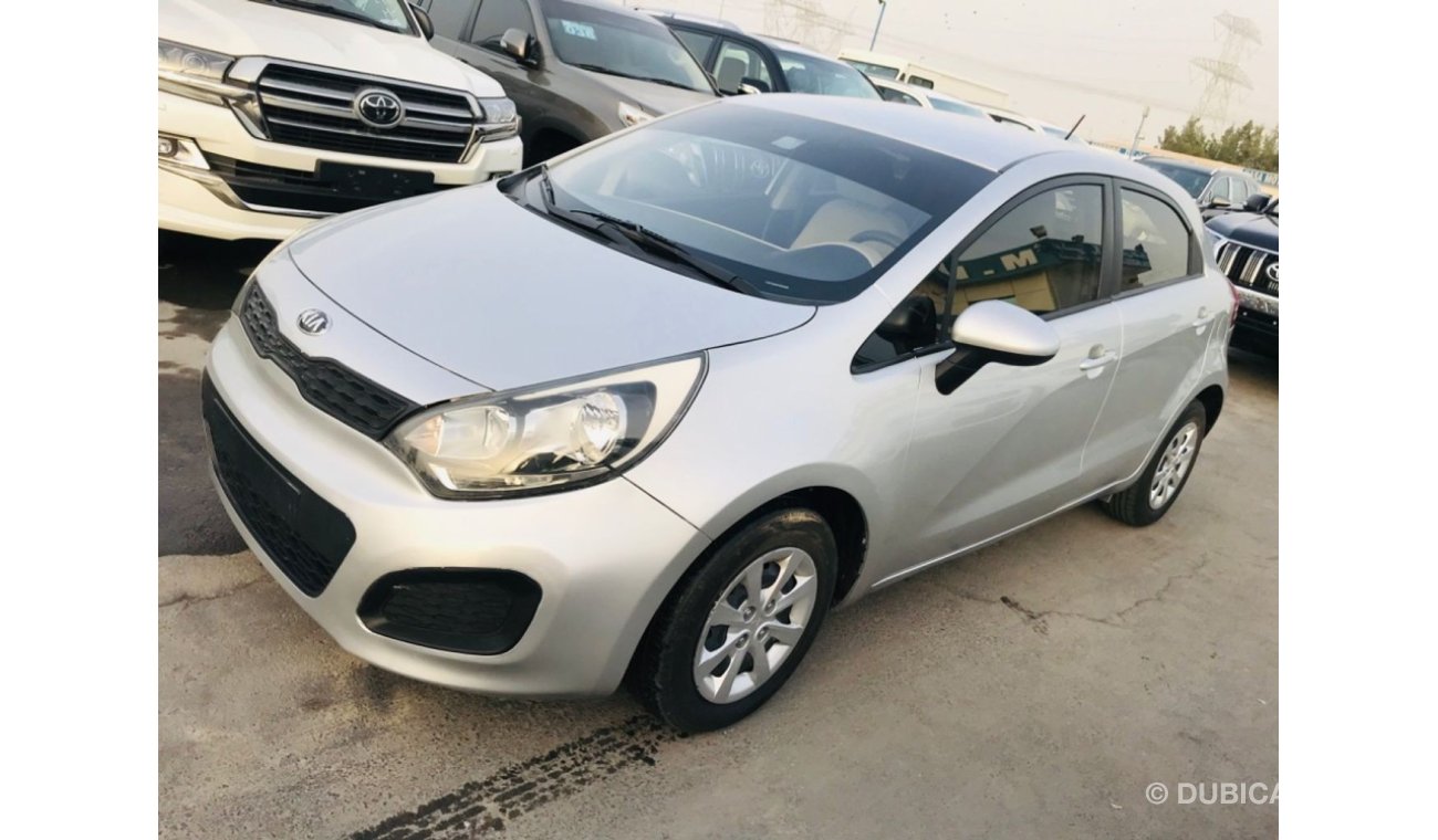 كيا ريو Kia Rio 2015