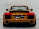 Audi R8 V8 AWD 4.2L (430 HP) 2015 Audi R8 Quattro Coupe V8, Full Service History, Carbon Fiber Package, Very