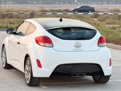 Hyundai Veloster GLS SR Panoramic sunroof in excellent condition, 1.6 cc