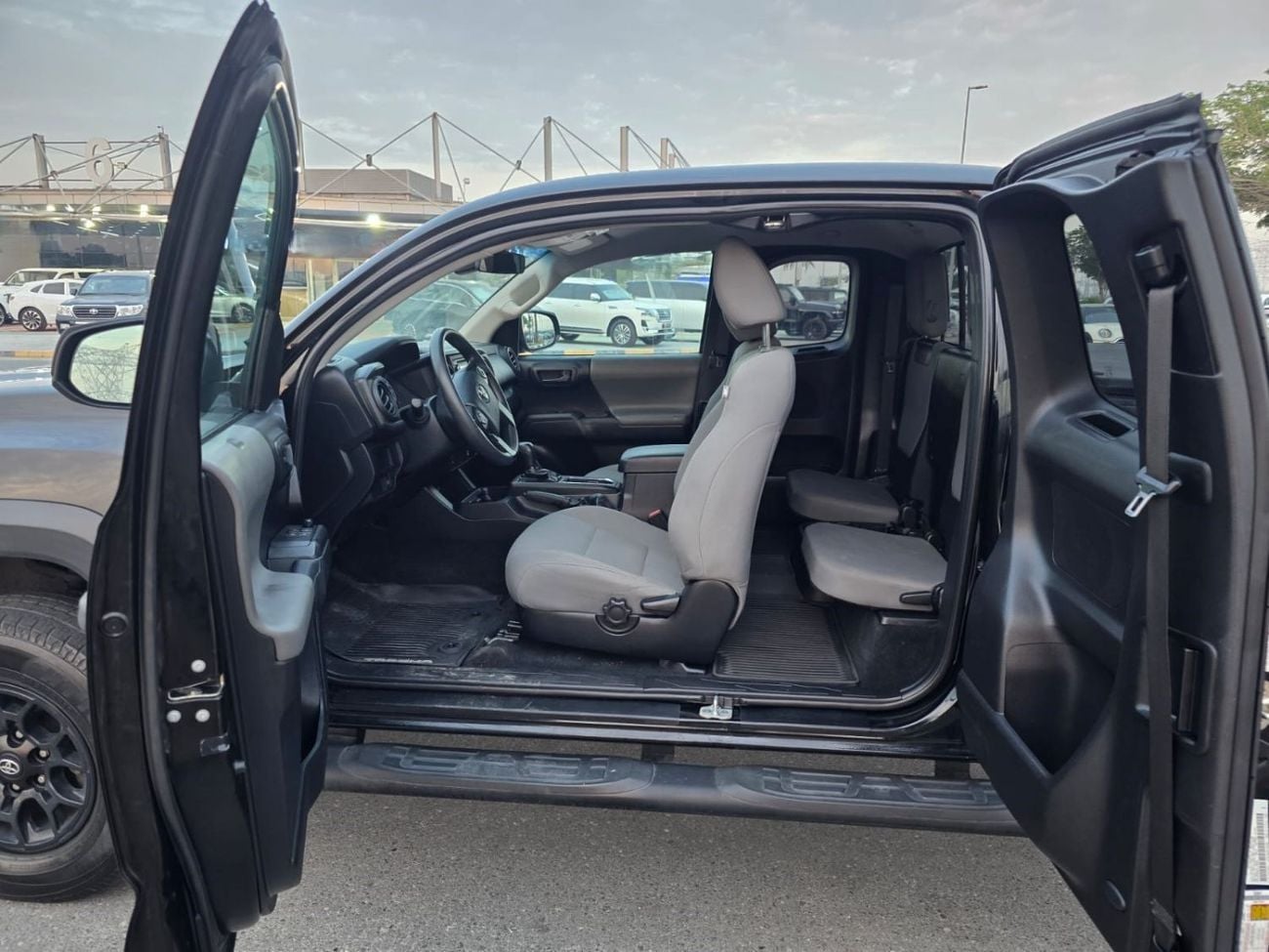 Toyota Tacoma 2019 | 3.5L PETROL ENGINE | AT | LHD | SMART CAB | BOOT SHUTTER | 69,133 Miles